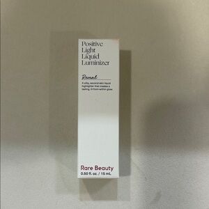 Rare Beauty Positive Light Luminizer in Reveal